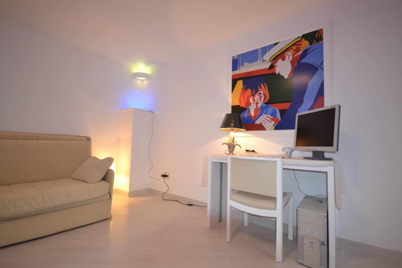 Golden Bay Bed & Breakfast ตรานิ ภายนอก รูปภาพ