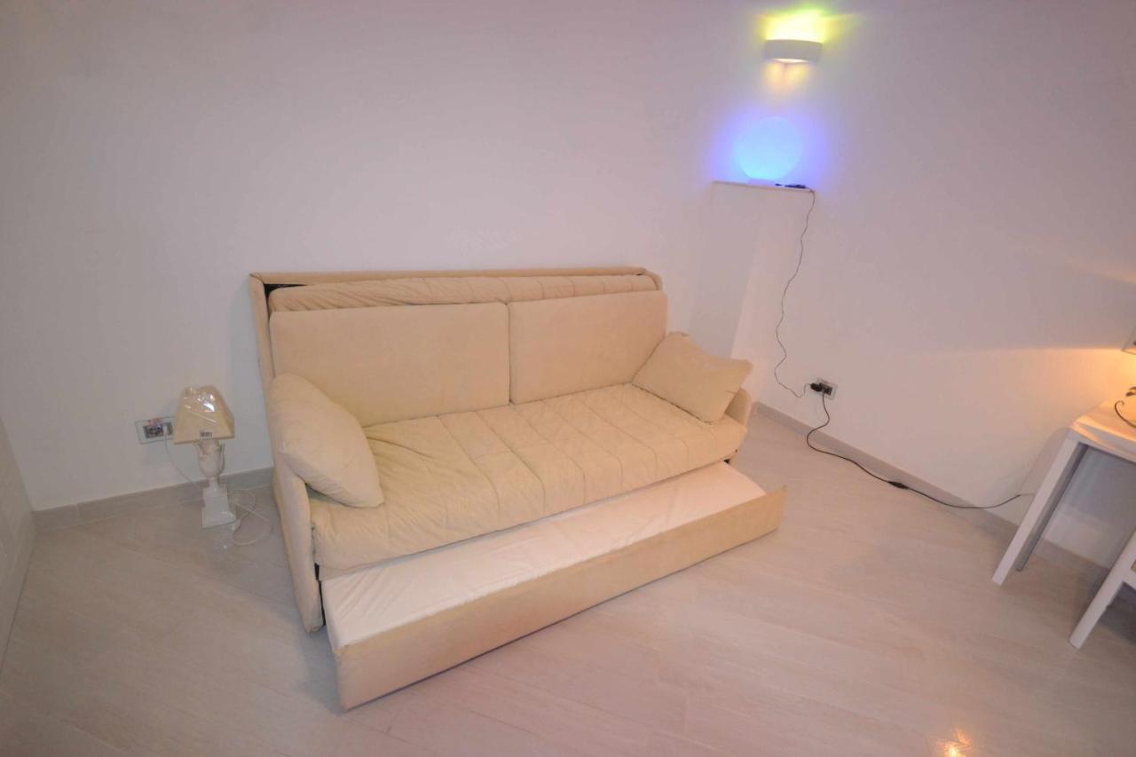 Golden Bay Bed & Breakfast ตรานิ ภายนอก รูปภาพ
